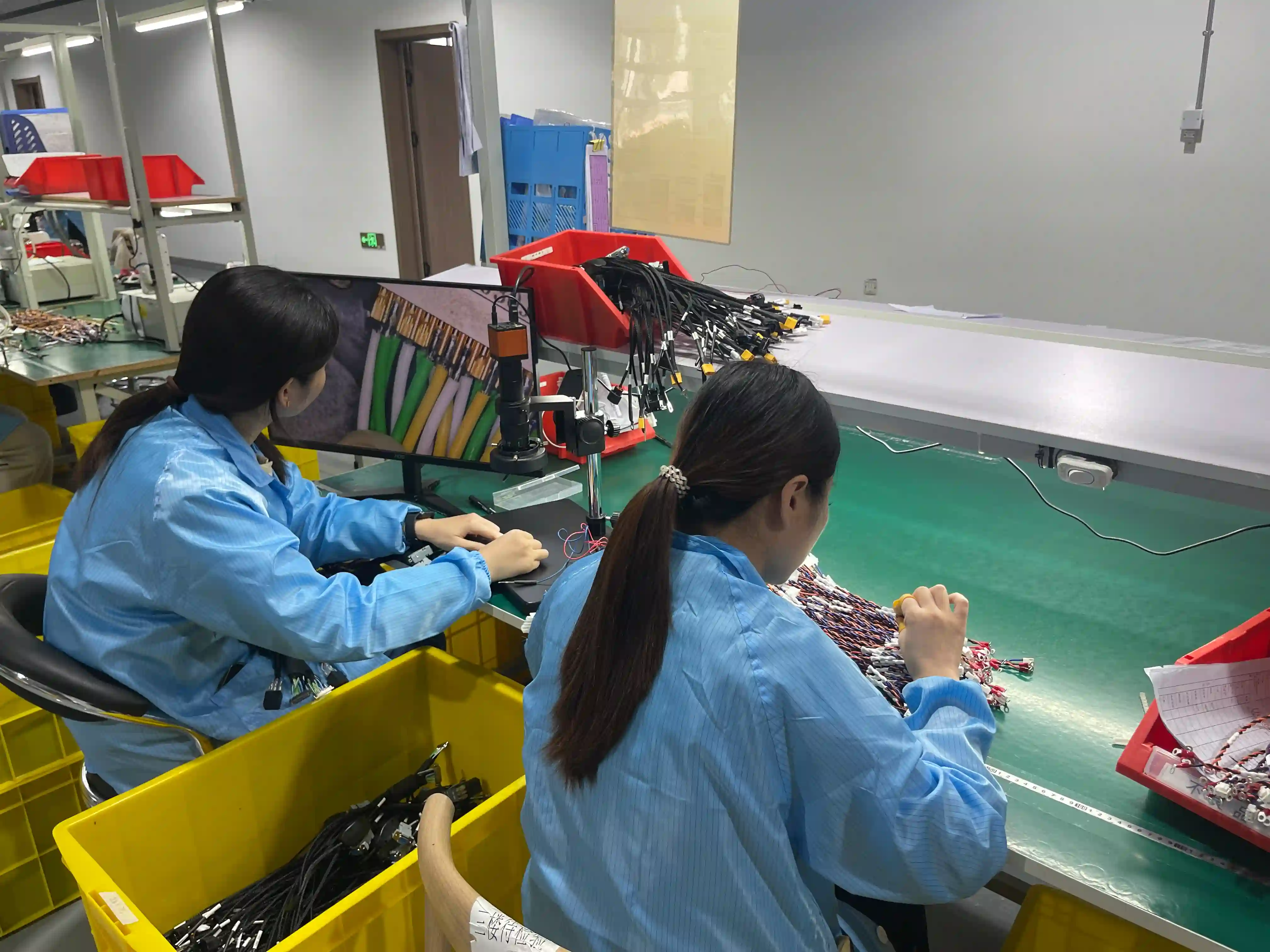 Pruebas de Impedancia en Micro Coaxial Cable Assembly